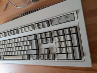 Tastiera IBM Modello M Beige