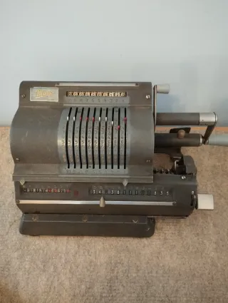 Calculadora antigua MulleA.B.ADDO - MALMÖ ( MADE I