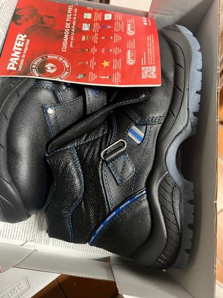 Zapatillas PANTER Talla 44 Nuevas a estrenar.