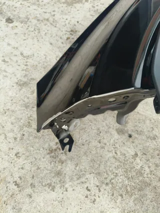 Pareja Aletas izquierda y derecha Omoda 5