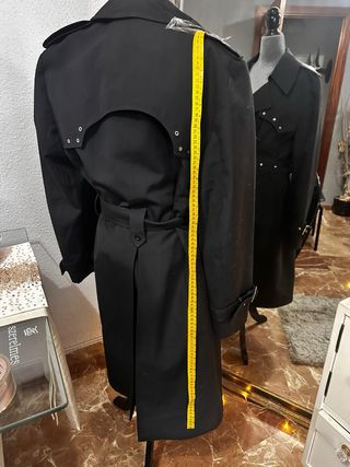 Gabardina Clásica Negra