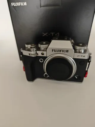 Cámara Fujifilm X-T4 Plata
