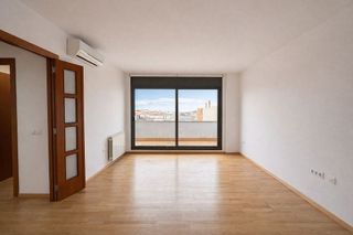 Ático en alquiler en Eixample Nord – La Devesa en Girona