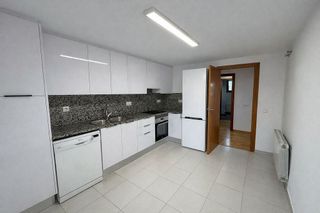 Ático en alquiler en Eixample Nord – La Devesa en Girona