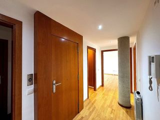 Ático en alquiler en Eixample Nord – La Devesa en Girona