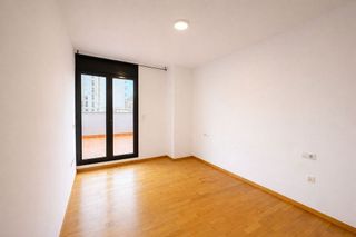 Ático en alquiler en Eixample Nord – La Devesa en Girona