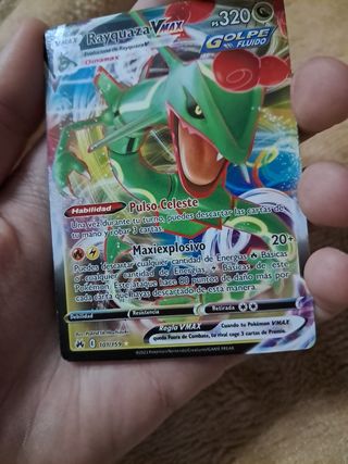 Rayquaza Vmax carta española