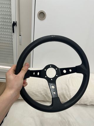 Volante deportivo negro