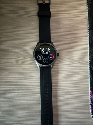 Reloj Inteligente Negro y Plateado