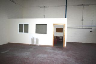 Nave industrial en alquiler en Pla de la Vallonga - Bacarot en Alicante