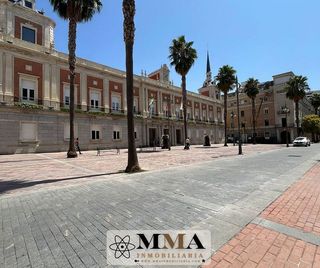 Oficina en alquiler en Centro en Huelva