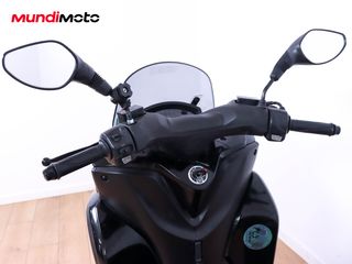 YAMAHA TRICITY 125