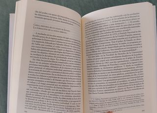 Por la razón o la fuerza: Historia de los golpe...