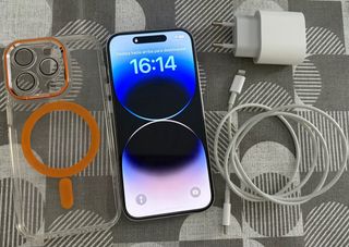 iPhone 14 pro de 128GB.