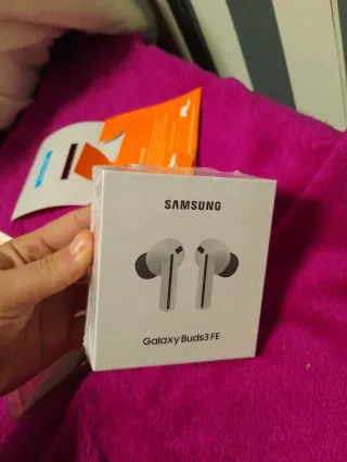 Samsung Galaxy Buds3 FE Blancos
