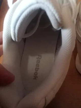 Zapatillas Reebok Talla 38.5 Blancas