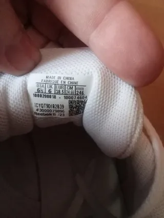 Zapatillas Reebok Talla 38.5 Blancas