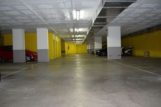 Garaje en alquiler en Casagemes - Canyadó en Badalona