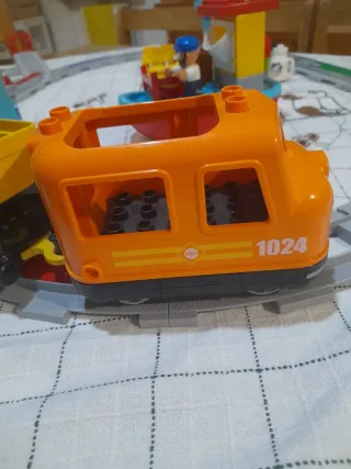 LEGO Duplo Treno con accessori