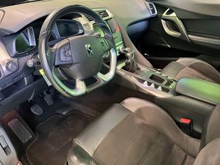 DS DS5 BlueHdi 150 Design 110 kW (150 CV)