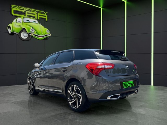 DS DS5 BlueHdi 150 Design 110 kW (150 CV)