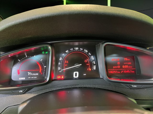 DS DS5 BlueHdi 150 Design 110 kW (150 CV)