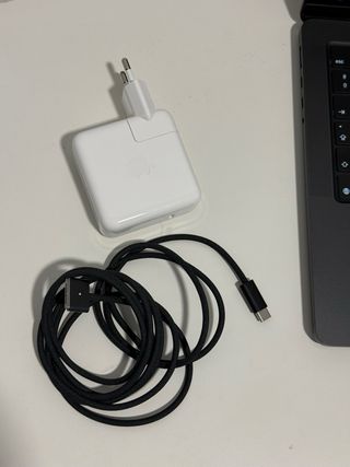 MacBook Pro 14 M4 16GB Gris Espacial