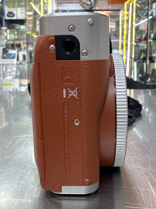 Cámara Instantánea Fujifilm Instax Mini 90 Marrón