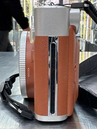 Cámara Instantánea Fujifilm Instax Mini 90 Marrón