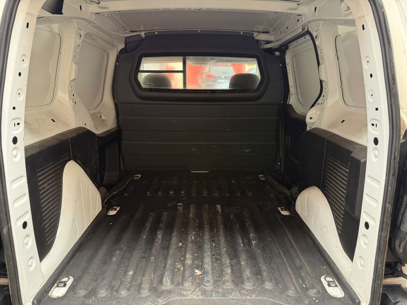 Citroën Berlingo 2018, foto 9