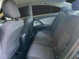 Toyota Avensis 150D Business Advance 105 kW (143 CV)