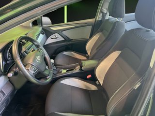 Toyota Avensis 150D Business Advance 105 kW (143 CV)