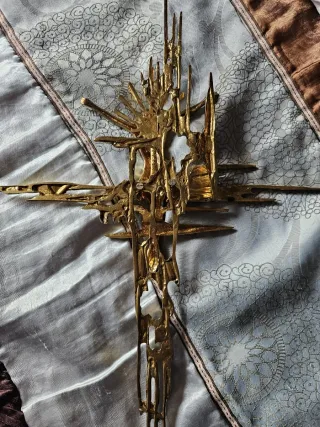 Crucifijo bronce Dalí años 60