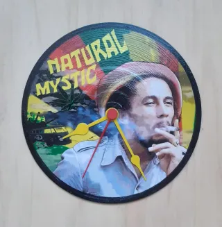 Orologio su vinile 45 giri omaggio a Bob Marley