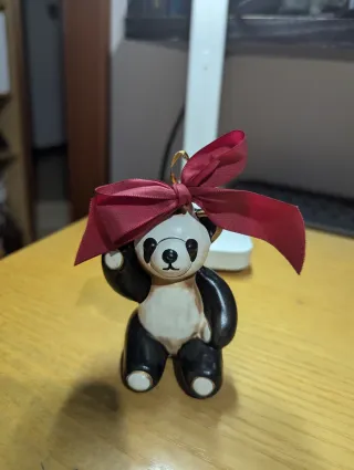 THUN Panda con fiocco rosso – originale, perfetto