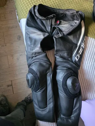 Mono Dainese Laguna Seca Talla 50