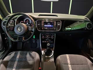 Volkswagen Beetle Cabrio Design 2.0 TDI BMT 81 kW (110 CV)