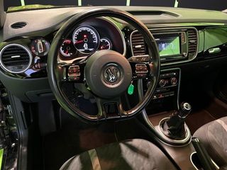 Volkswagen Beetle Cabrio Design 2.0 TDI BMT 81 kW (110 CV)