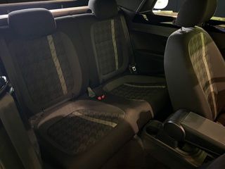 Volkswagen Beetle Cabrio Design 2.0 TDI BMT 81 kW (110 CV)