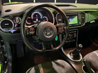Volkswagen Beetle Cabrio Design 2.0 TDI BMT 81 kW (110 CV)