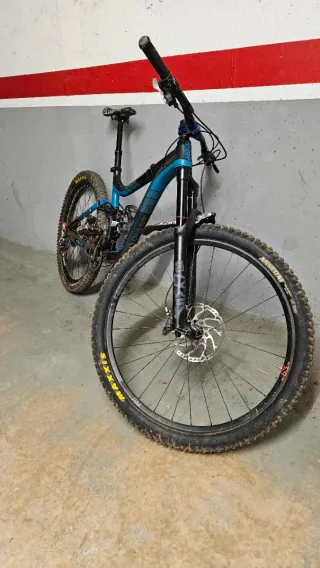 Bicicleta Giant Reign Mullet 29