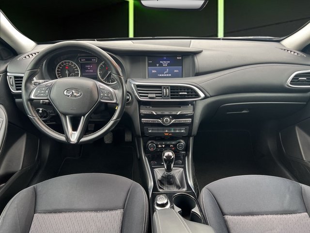 Infiniti Q30 1.5D 80 kW (109 CV)