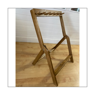 Soporte para instrumentos en madera