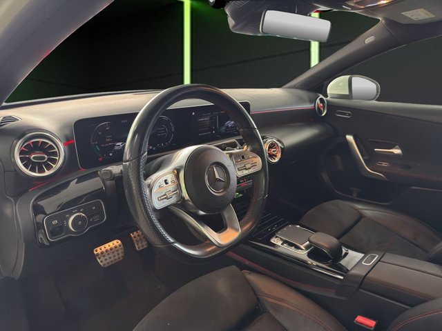 Mercedes-Benz Clase A 200 120 kW (163 CV)