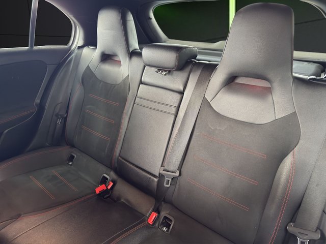 Mercedes-Benz Clase A 200 120 kW (163 CV)