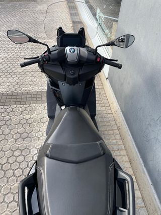 dasMoto vende BMW C400GT(2022) con 16.660km