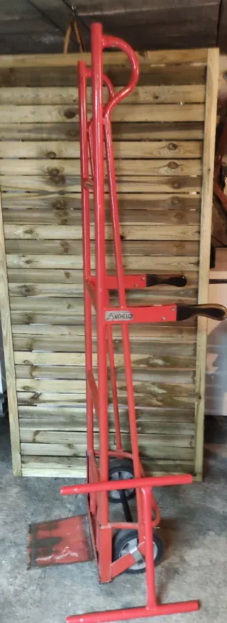 Carretilla de frutero roja