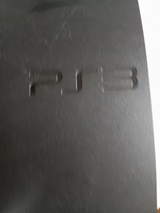 Console PS3 nera con 3 controller e 5 giochi