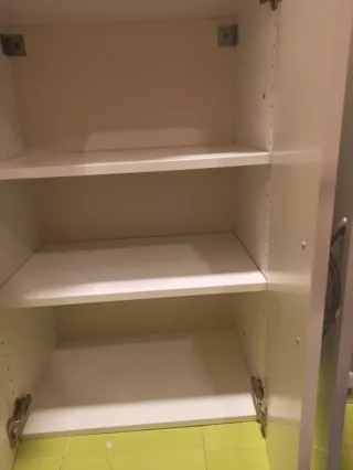 Mueble de almacenaje blanco