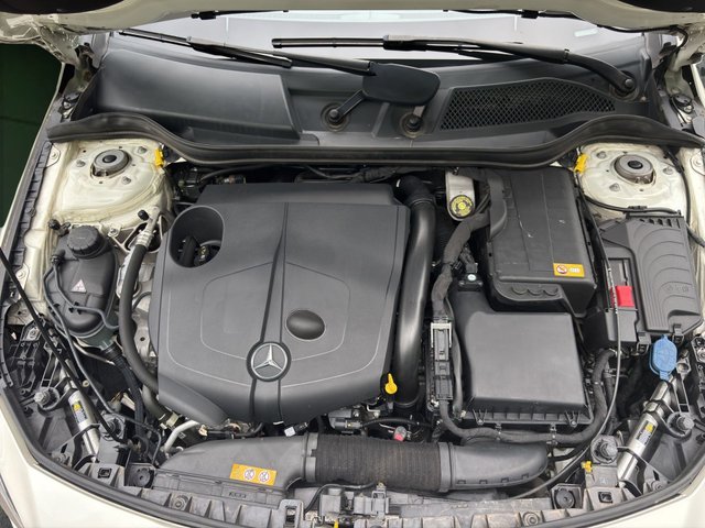Mercedes-Benz CLA 200 CDI 100 kW (136 CV)